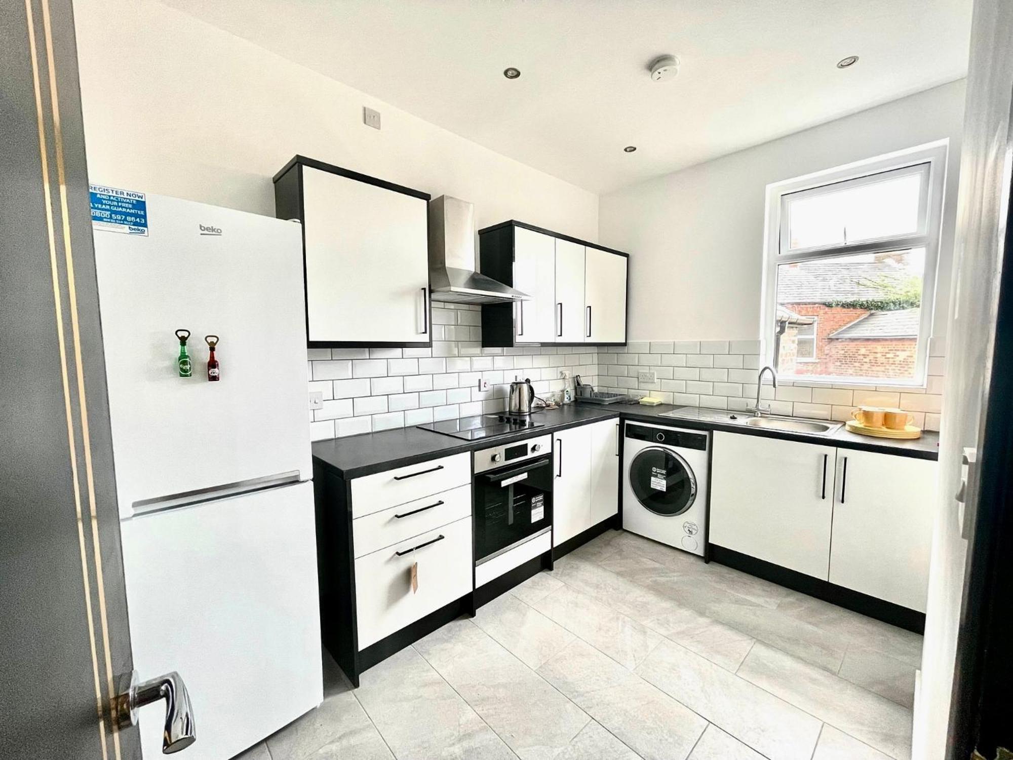 Entire Yellowapt Near Belfast City Centre - Free Parking - Up To 3 Guests - 2 Beds Kültér fotó